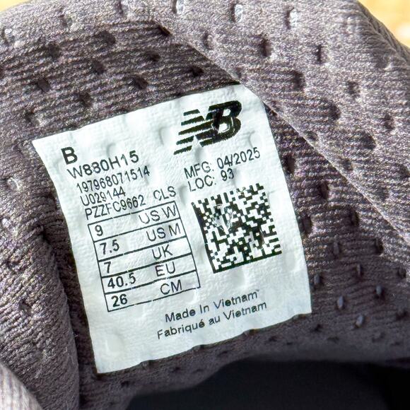 New Balance Fresh Foam X 880v15 Black Sea Salt Metalic Sneakers Women’s Size 9 - Picture 7 of 8